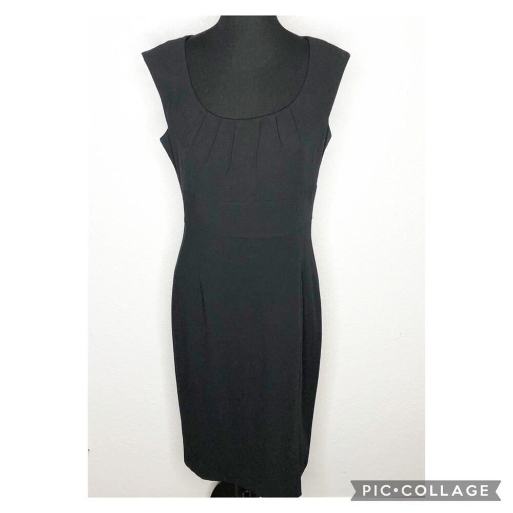 WHBM black pleated scoop neckline cap sleeve sheath dress size 8